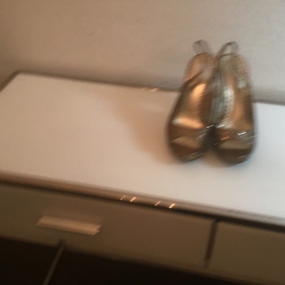 Lulu Townsend  bronze glitter sling back peep toe platform shoes 😍 - Picture 13 of 16